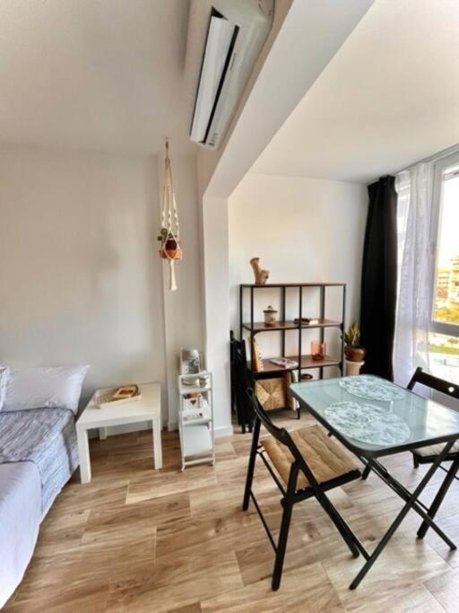 Acogedor Estudio 650 M De Playa 푸엔히롤라 외부 사진