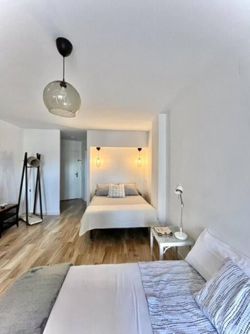Acogedor Estudio 650 M De Playa 푸엔히롤라 외부 사진
